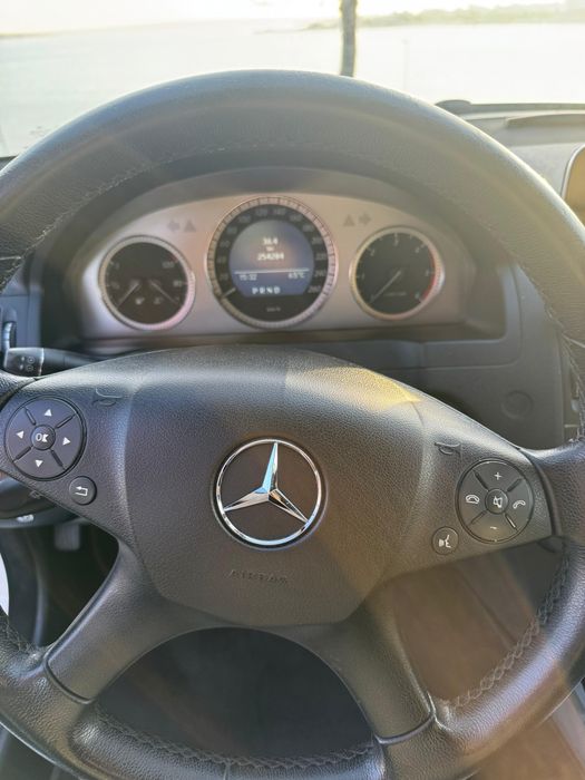 Mercedes  C320 4 Matic