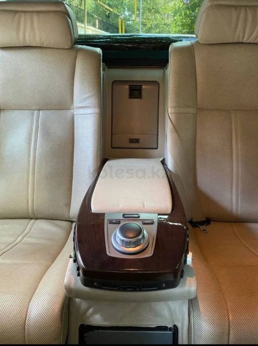 Бмв bmw 750 в отличном состоянии