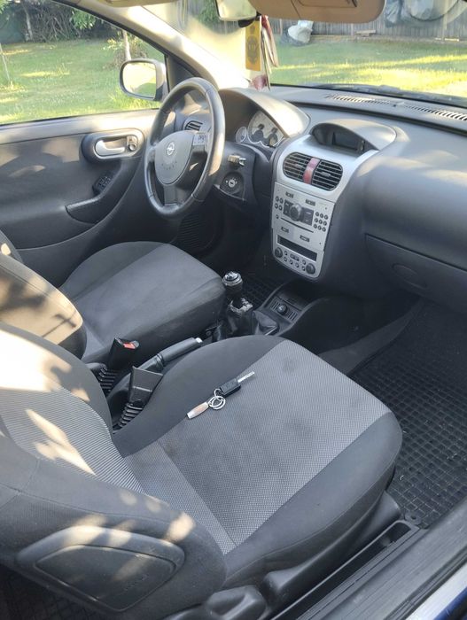 Vând Opel CORSA