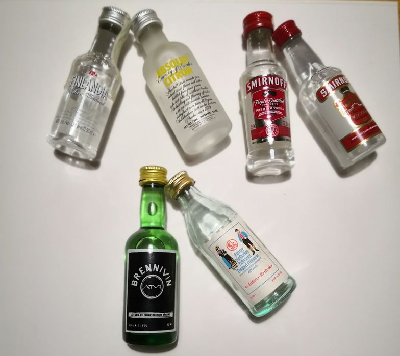 Шишенца,Колекционерски 50-100мл с оригинално съдържание