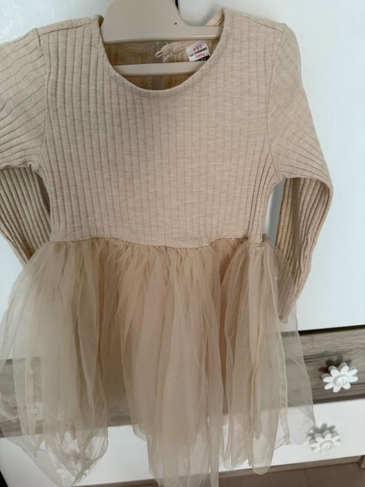 Детски официялни роклички