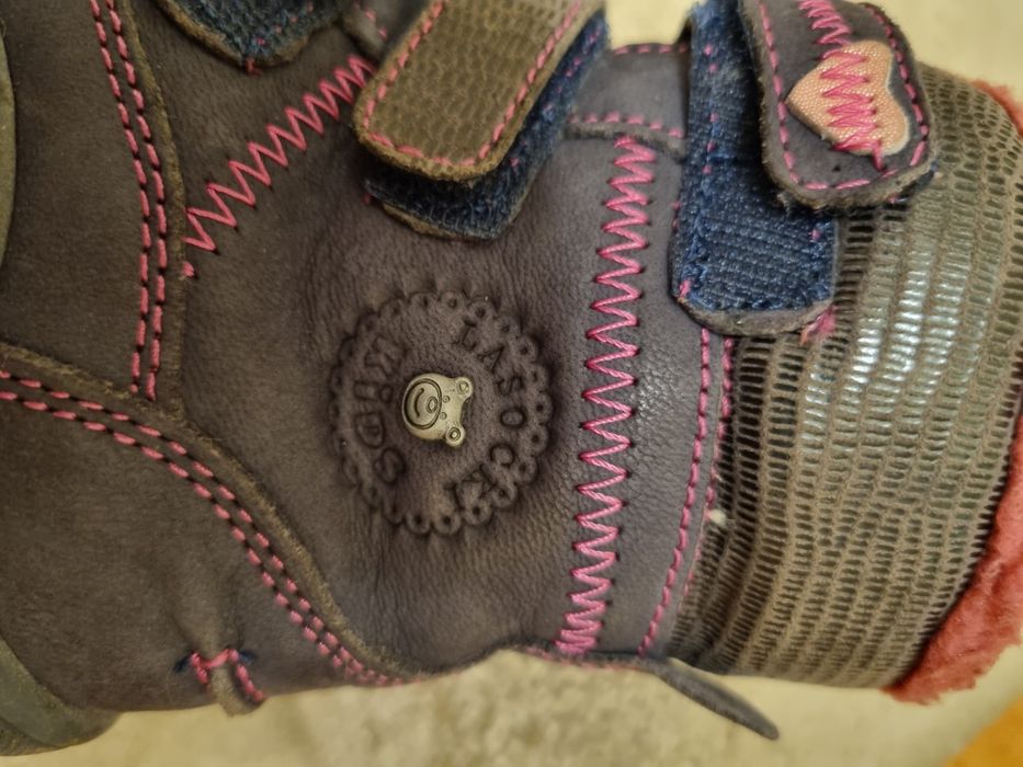 Ghetuțe LASOCKI KIDS din piele naturala mărimea 22