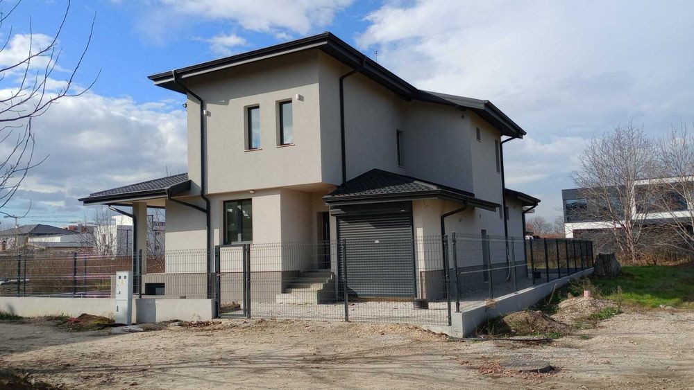 Продава КЪЩА    
град Пловдив, кв. Остромила