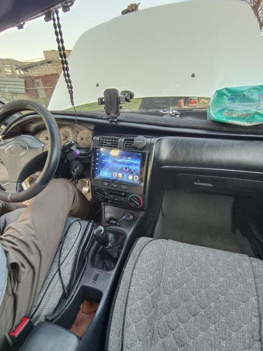 Тайота Карина е сатылады