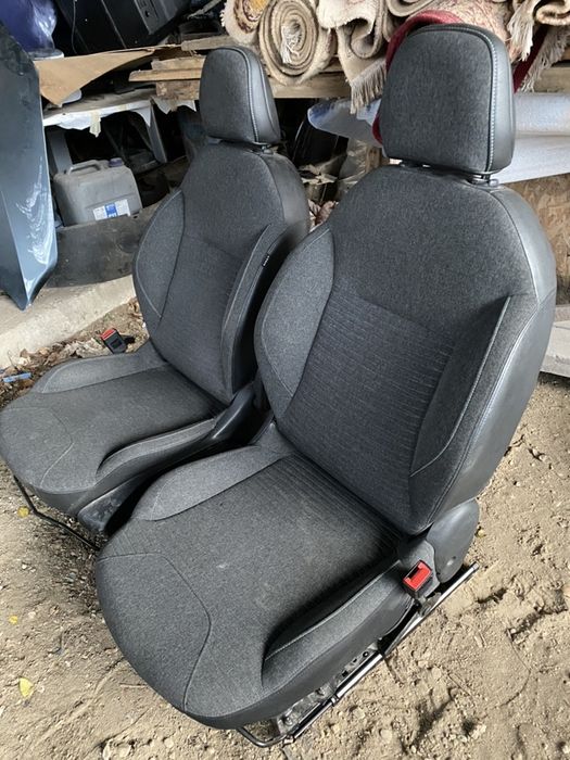 Scaune Citroen C3 model 2016