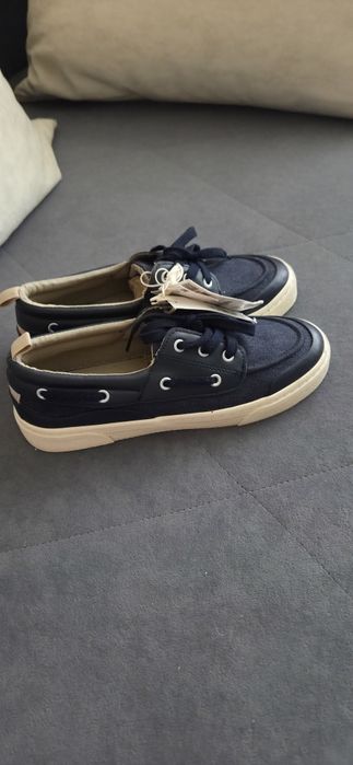 Продам детские мокасины Zara