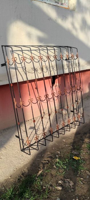 Изготовление решёток, навесов и металлоконструкций под заказ