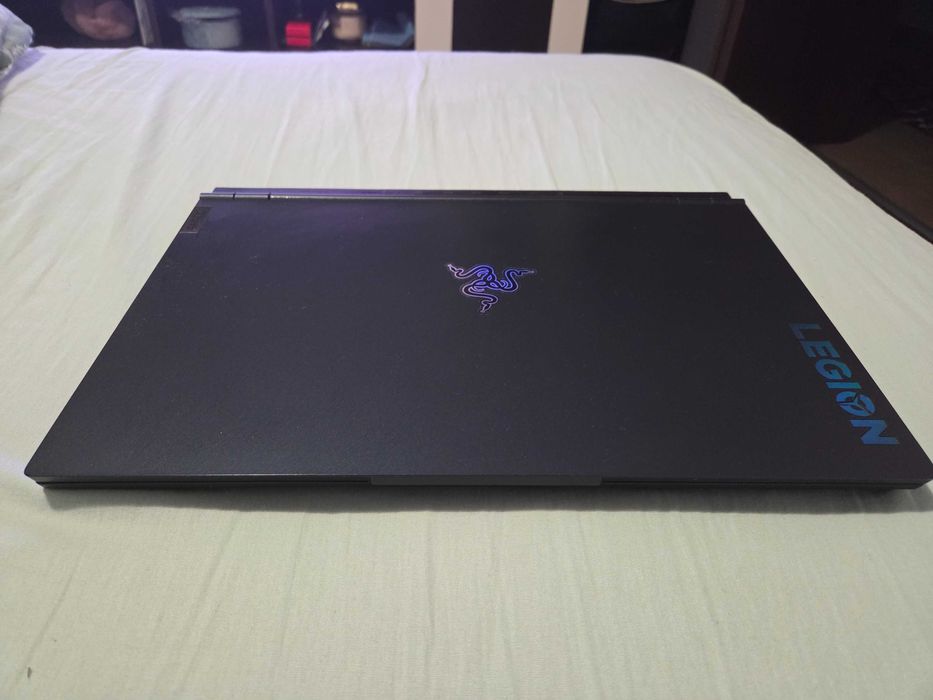 Vând Laptop Gaming Lenovo Legion 5  AMD Ryzen 5 5600H – RTX 3060