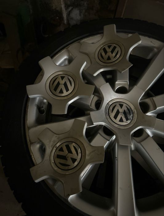 Оригинални джанти с гуми VW 18 / Omanyt r32