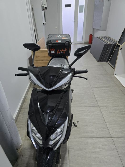 Электроскутер Volt Storm