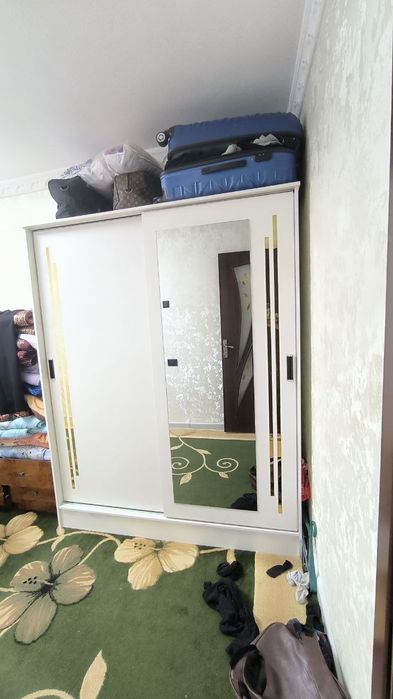 Шифанер баландлиги 2.метр эни 1.60.см ёни 52см