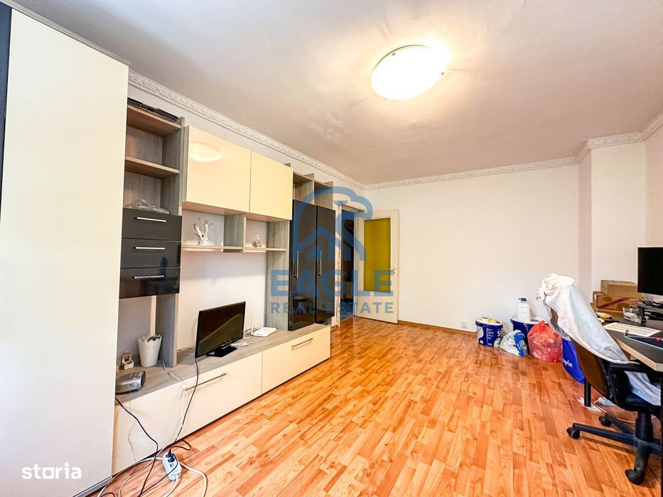 Comision 0% - Inel 2 Apartament 2 Camere decomandat incadrat cu balcon - Vedere 5