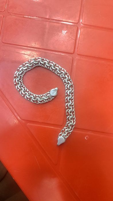 Braslet sotiladi...serebro