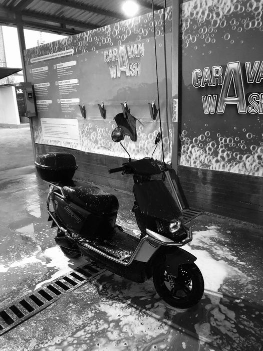 скутер сотилади янги хали коп хайдалмаган 5 ой болди