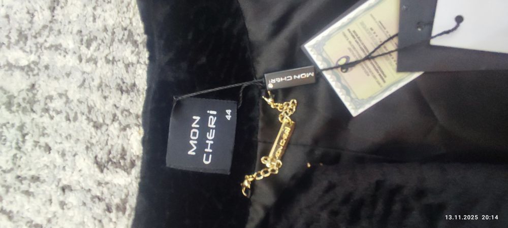 Жакет черного цвета