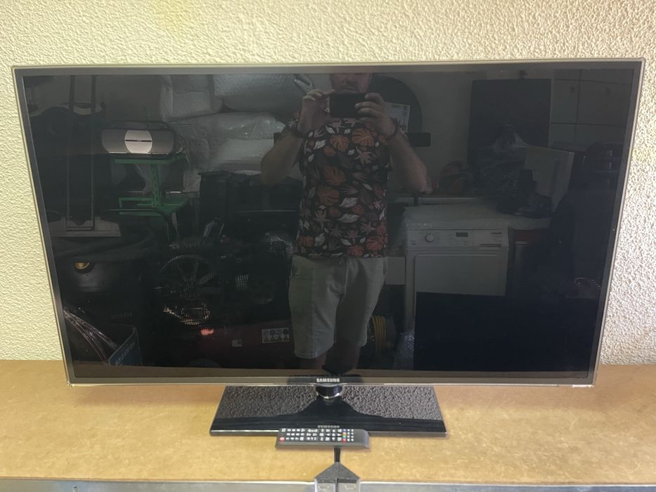 Телевизор Samsung Full HD LED 46” - UE46D6530