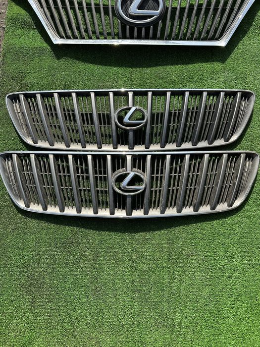 Решетка Lexus Rx330 Rx350 Rx400h  Оригинал