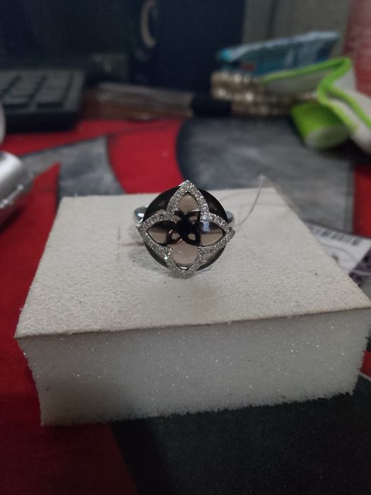 Золото белое  кольцо