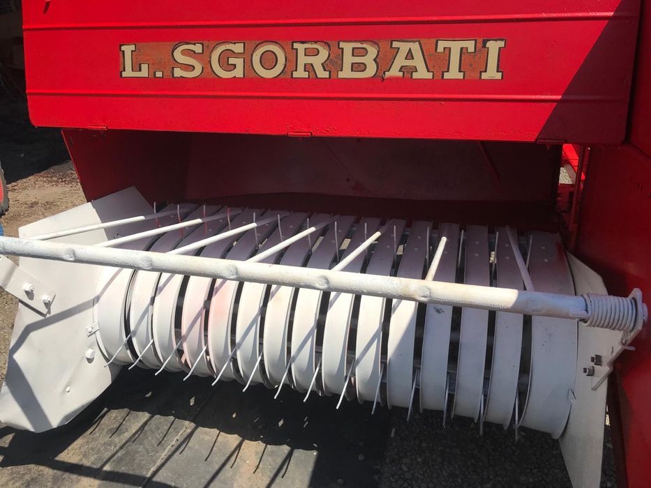 Presa baloti dreptunghiulari SGORBATI 133S, 131M