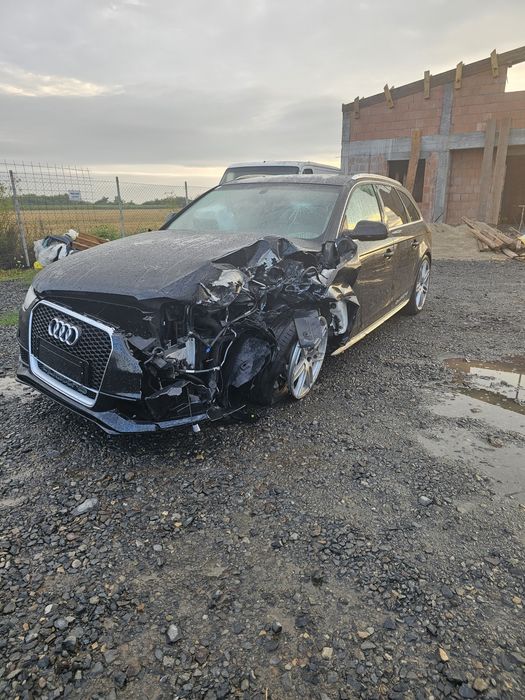 Dezmembrari audi a4 b8 s line quattro vand piese cod motor cglc