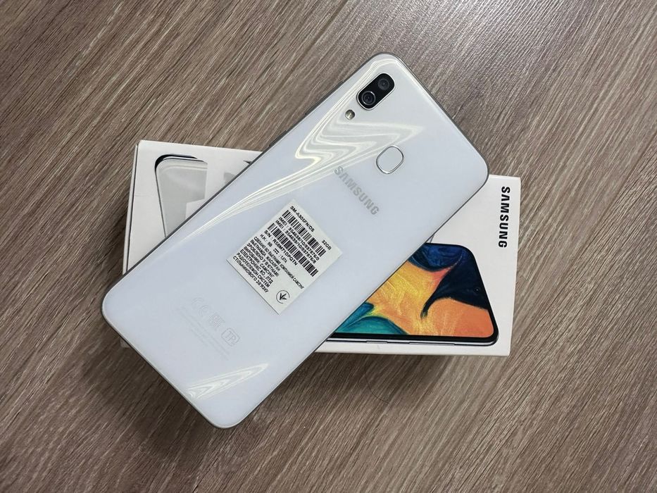 Samsung Galaxy A30
