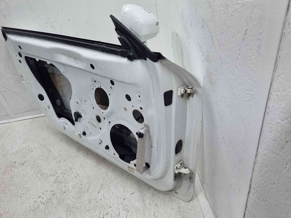 Usa stanga fata Audi TT (8J3) [Fabr 2006-2013] LY9C