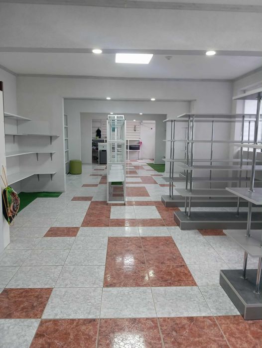 Отдавам магазин под наем 320кв.м