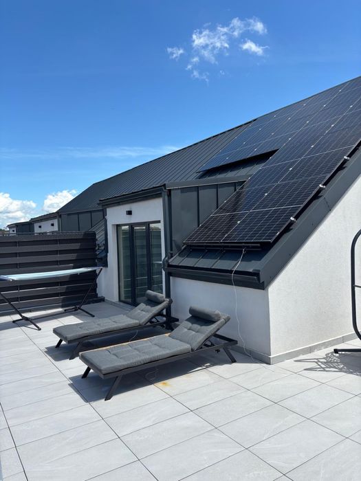 PENTHOUSE LUXURY | Jacuzzi Privat | Terasă 85 mp | Fotovoltaice | Parcare Subterană | Coresi Brașov