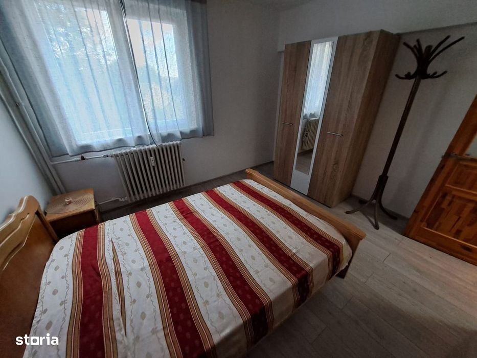 Apartament cu 2 camere semidecomandate, Centru