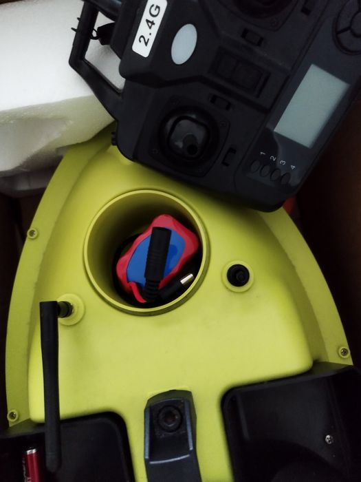 Лодка за захранка