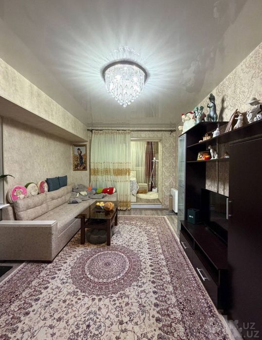 массив Феруза 1в2/2/4 (42м2)