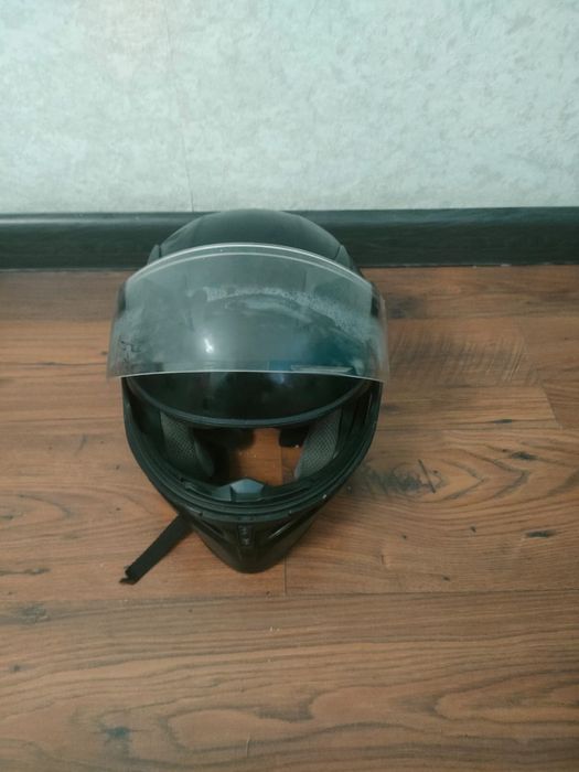 Продам каску за 2тыс