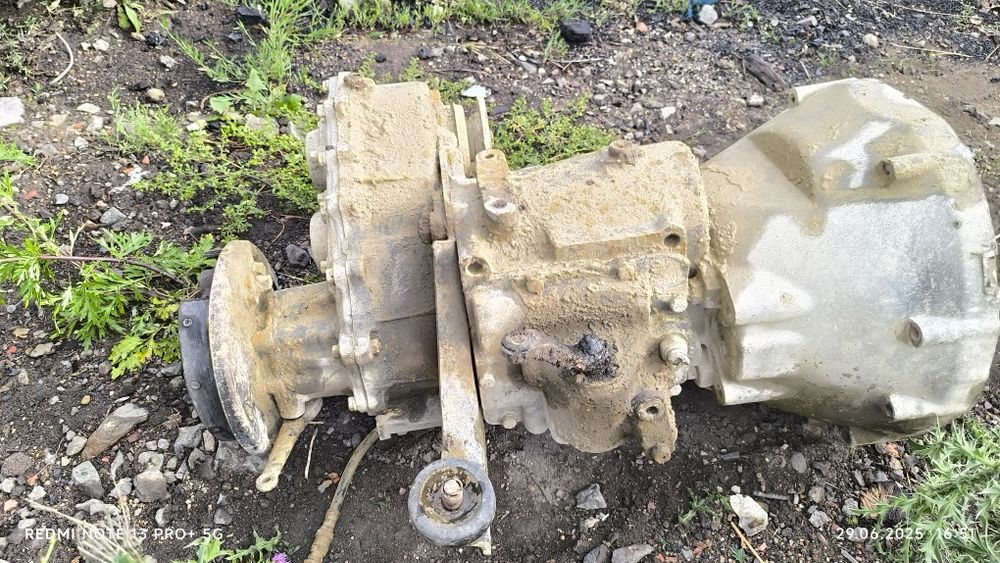 КПП и раздатка на уаз-452 буханка