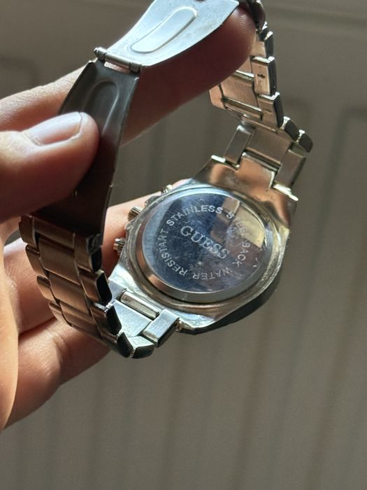 Vand ceas Guess Dama