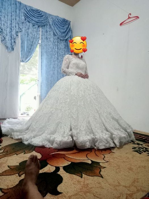 Kelin ko‘ylak sotiladi.