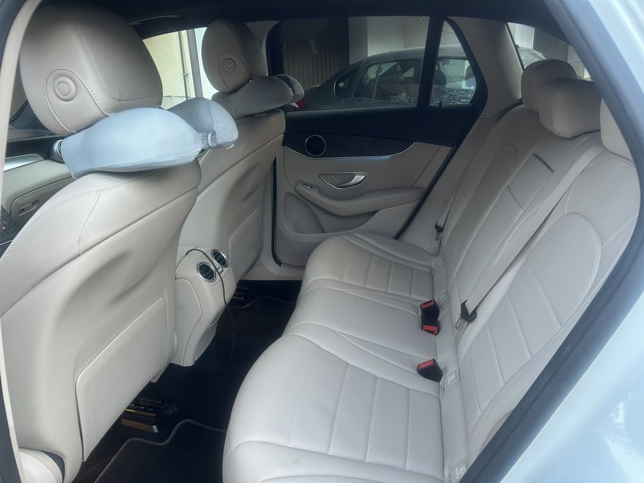Мерцедес GLC 300 4 matic
