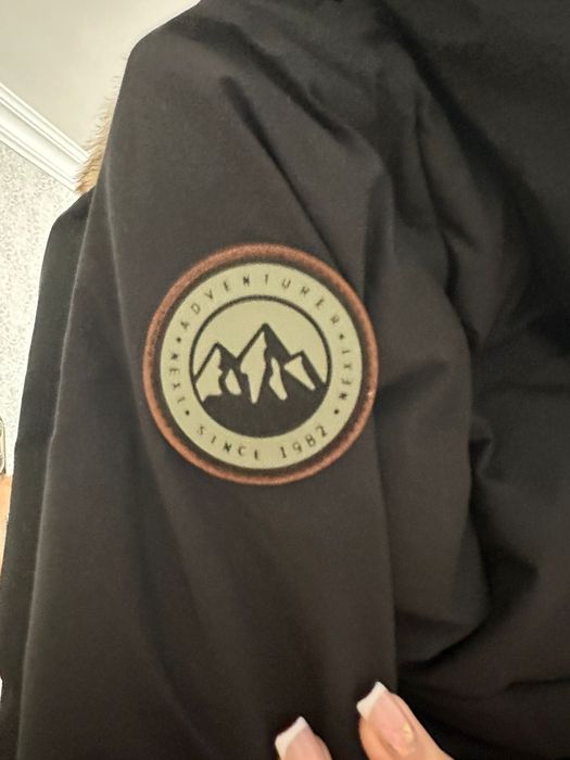 Продам комбинезон  зима на мальчика.