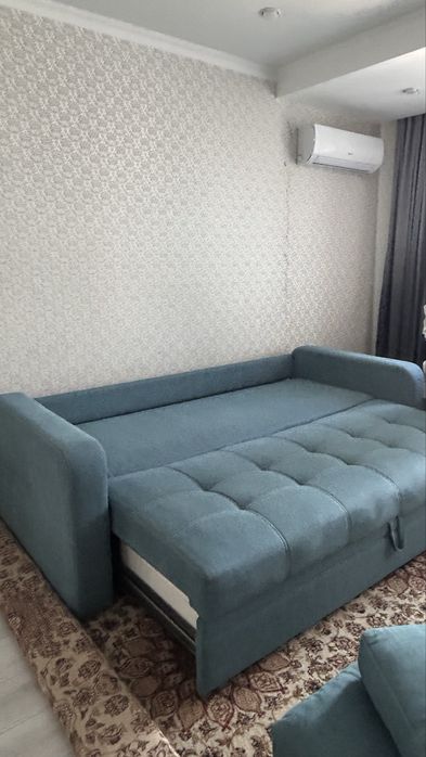 Продам диван для гостинной