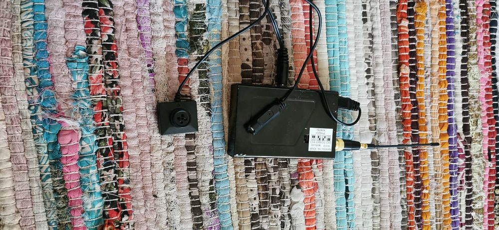 Nasture cu camera video si microfon spy