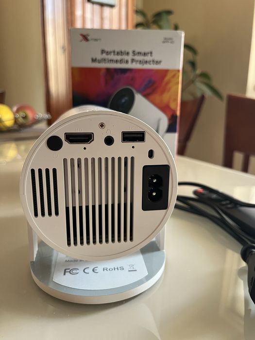 Преносим смарт проектор Xmart MPP-40