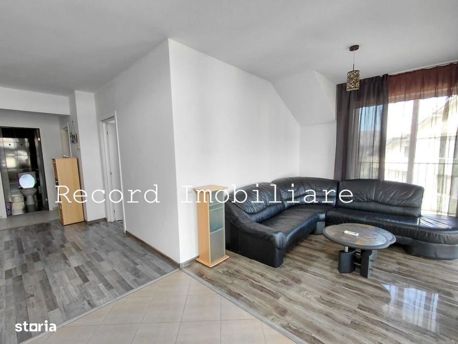 Apartament 3 camere, 2 balcoane, parcare privata Floresti str.Florilor