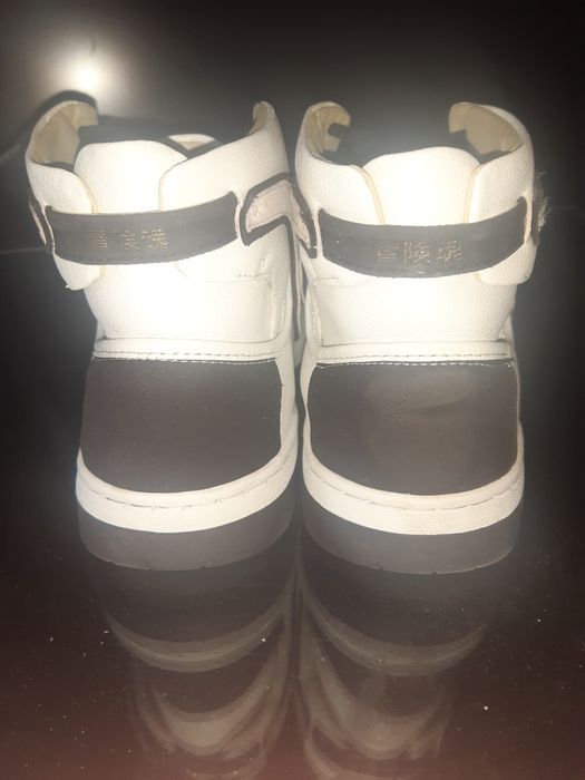 adidasi superdry (stil jordan)