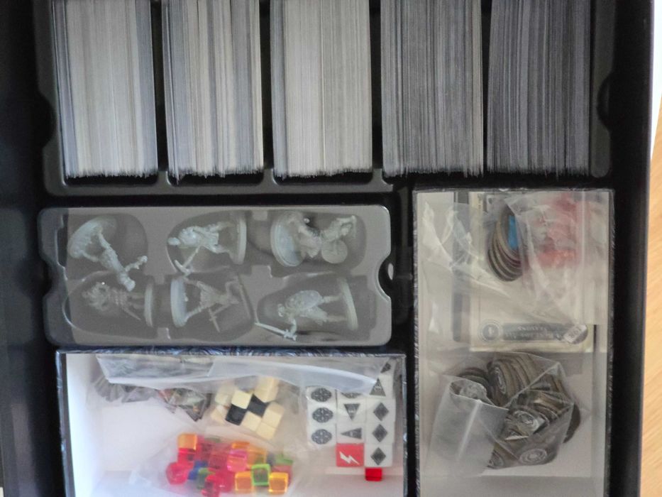 The Elder Scrolls V: Skyrim – The Adventure Game + extensie 5–8 jucători + playmat - Boardgame