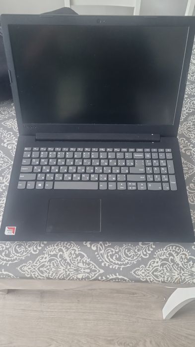 Lenovo V145-15AST