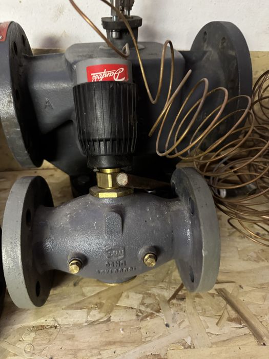 Регулятор перепада давления сидельный клапан