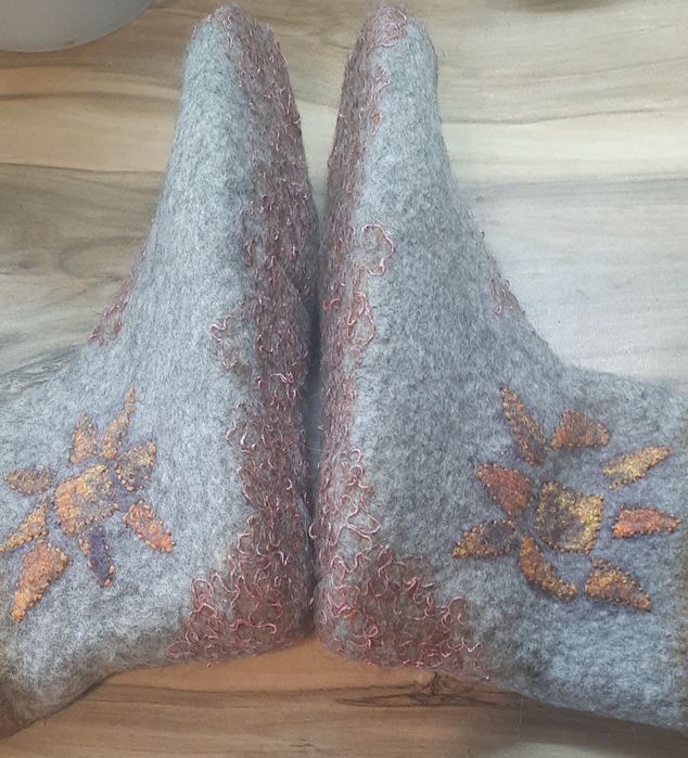 Валяные носочки из чистой шерсти