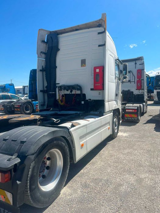 Cap Tractor Volvo FH 2011