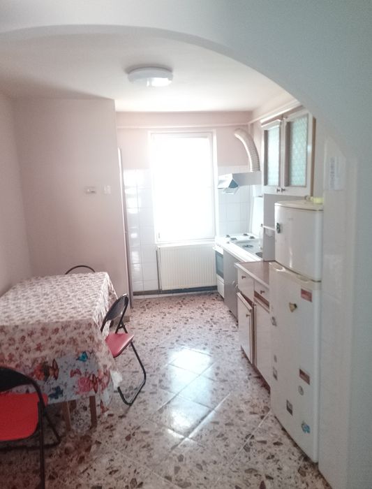 Apartament 2 camere de inchiriat