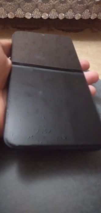 Samsung sotiladi abmen bor ekran ishlamidi