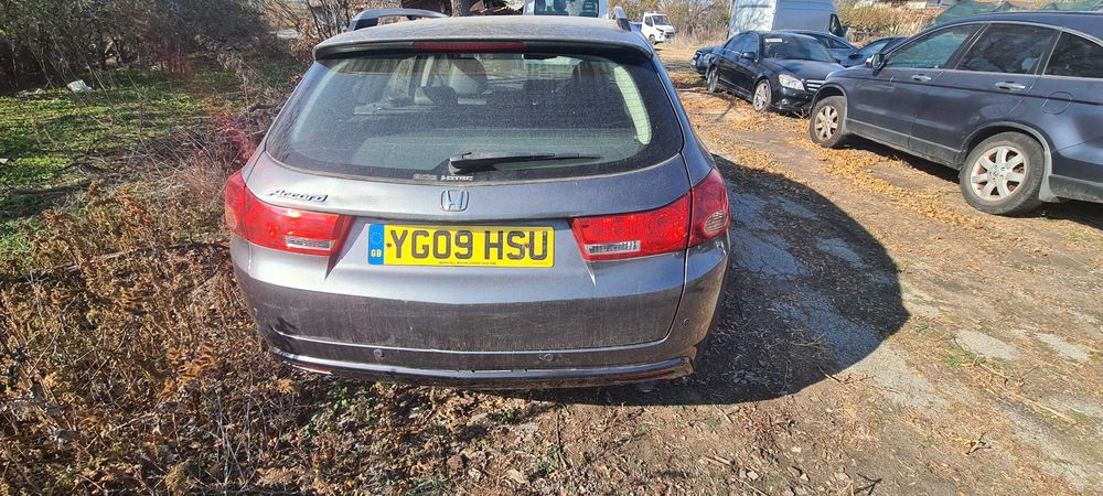 Honda Accord, на части.